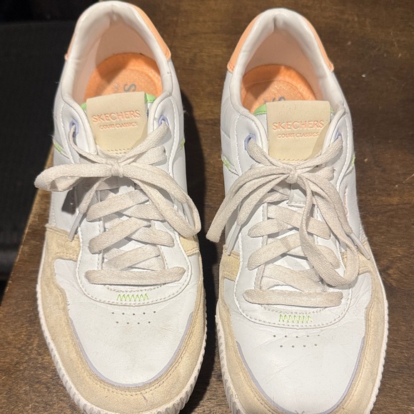 White and Peach Skechers - Picture 2 of 5